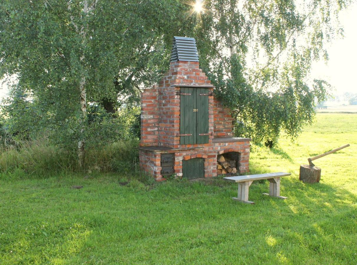 Domki Pokoje Pod Wierzba Sarbinowo Exteriér fotografie