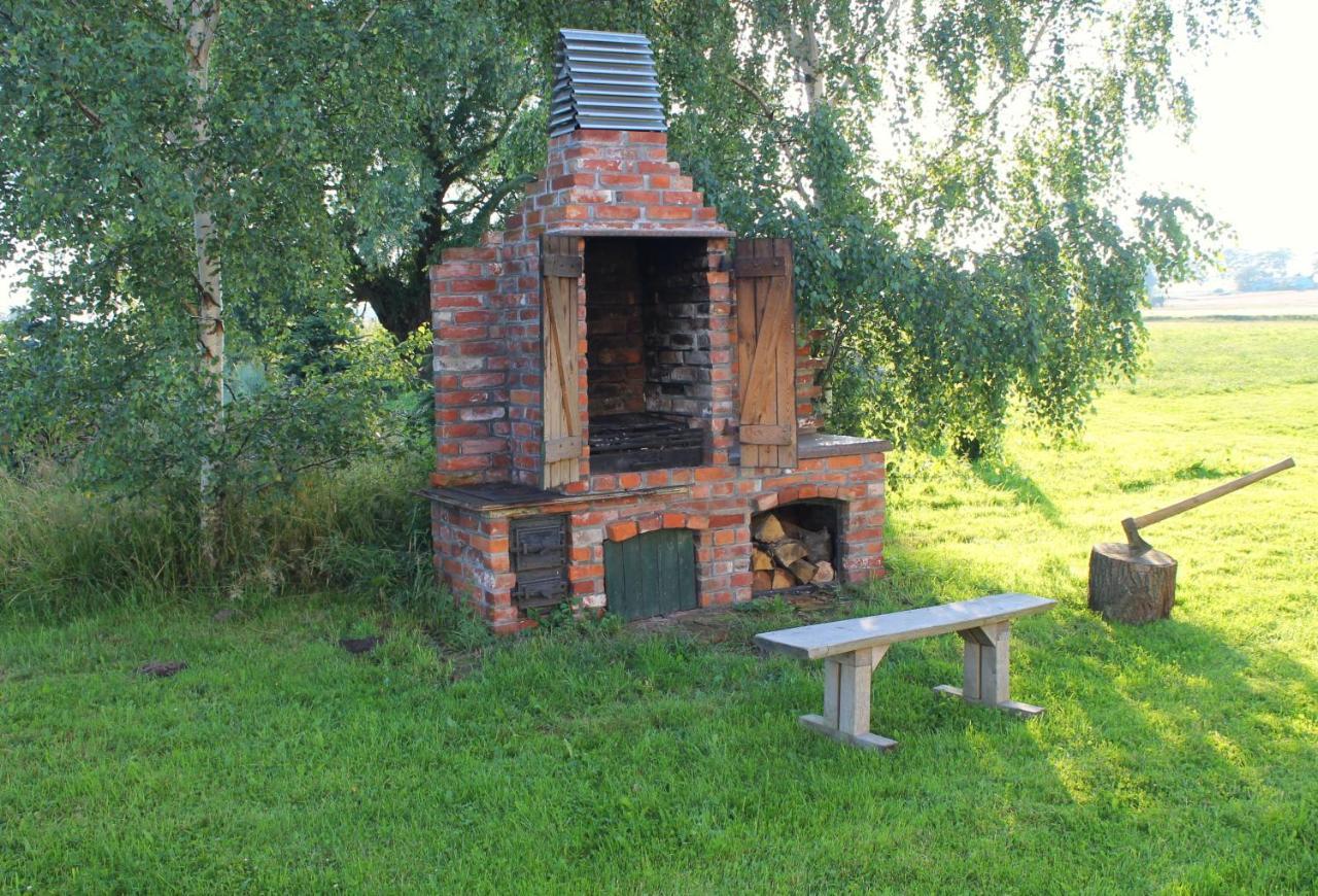Domki Pokoje Pod Wierzba Sarbinowo Exteriér fotografie